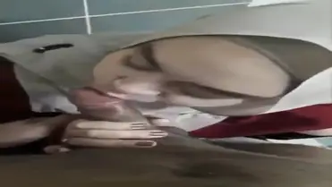 Bokep Jilbab Alim di Kost Dihajar Crot Dalam