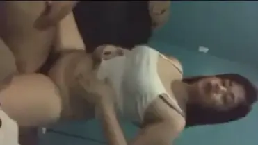 Goyangan Mantap Mba Bohay Ngaceng Keras WOT Lumer Doggy HD